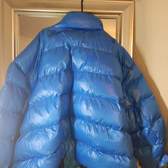 Blue Future Collective Bubble Coat 💙💙💙 - Picture 2 of 7